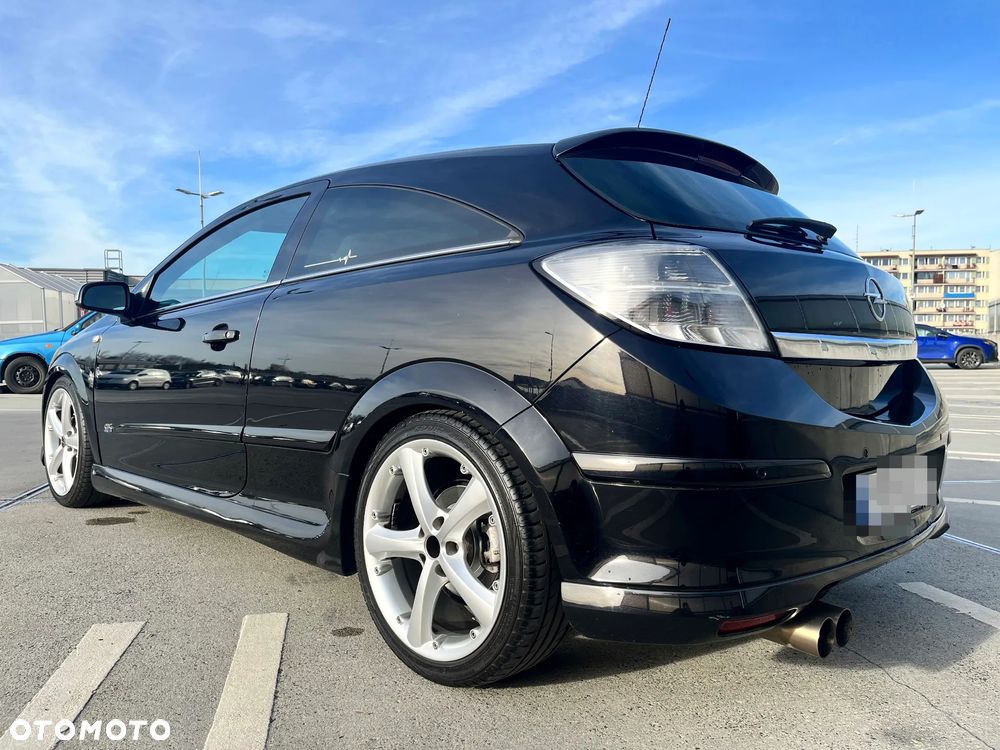 Opel Astra III GTC 1.8 Sport - 1