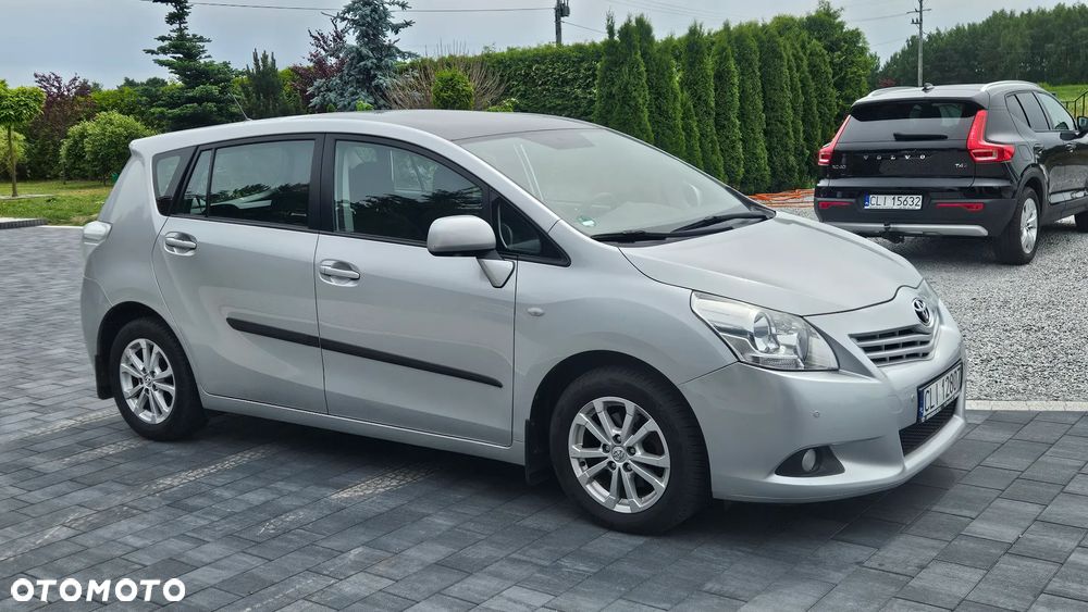 Toyota Verso - 8