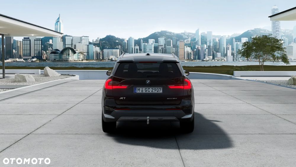 BMW X1 sDrive18d xLine - 7