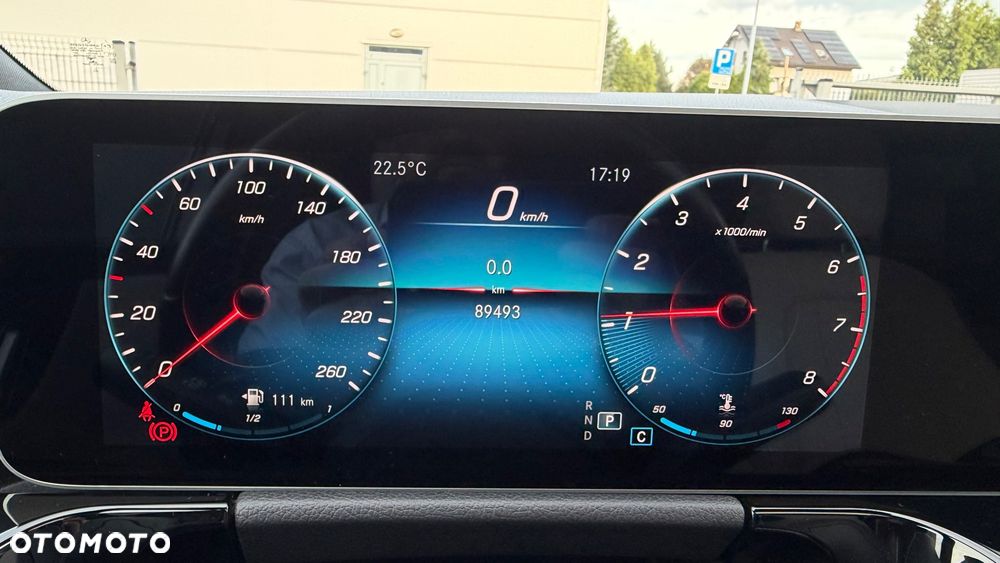 Mercedes-Benz GLA 250 4Matic 8G-DCT Style - 18