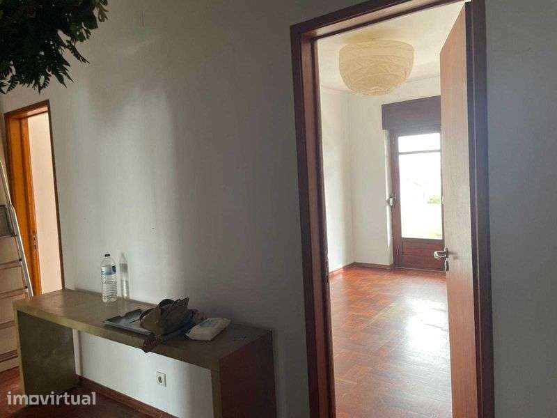 Vendo T4 ++  em Linda a Velha, com vista de Rio. - Grande imagem: 4/11