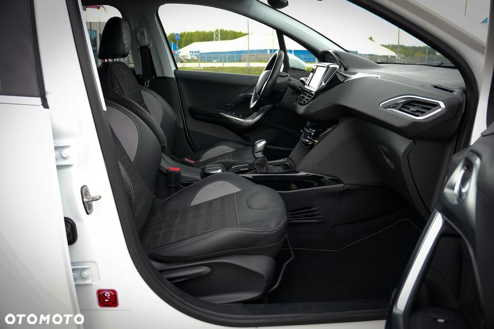 Peugeot 2008 PureTech 110 Stop&Start Allure - 34