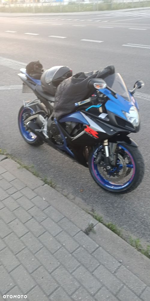 Suzuki GSX-R - 2