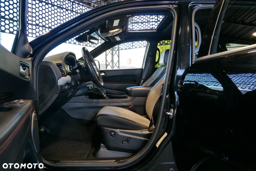 Dodge Durango - 8