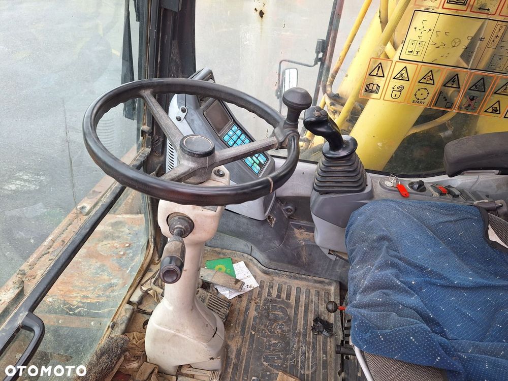 Komatsu Pw 200-7 4X4 - 11