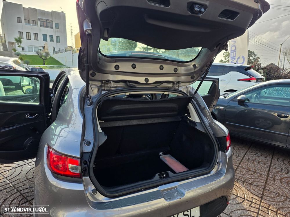 Renault Clio 1.5 dCi Limited EDition - 16