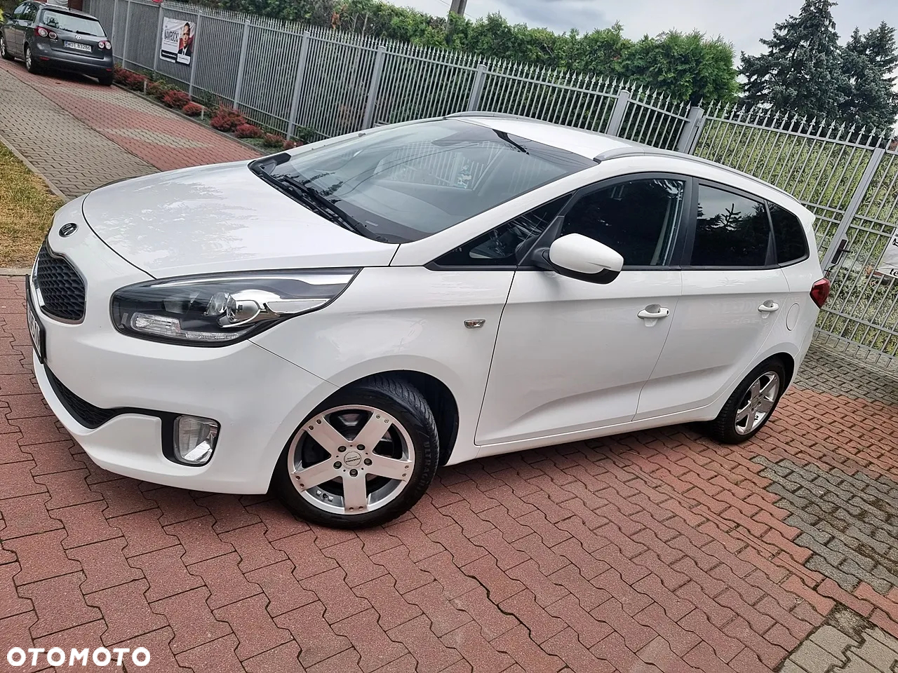 Kia Carens 1.6 GDI ISG Vision - 15