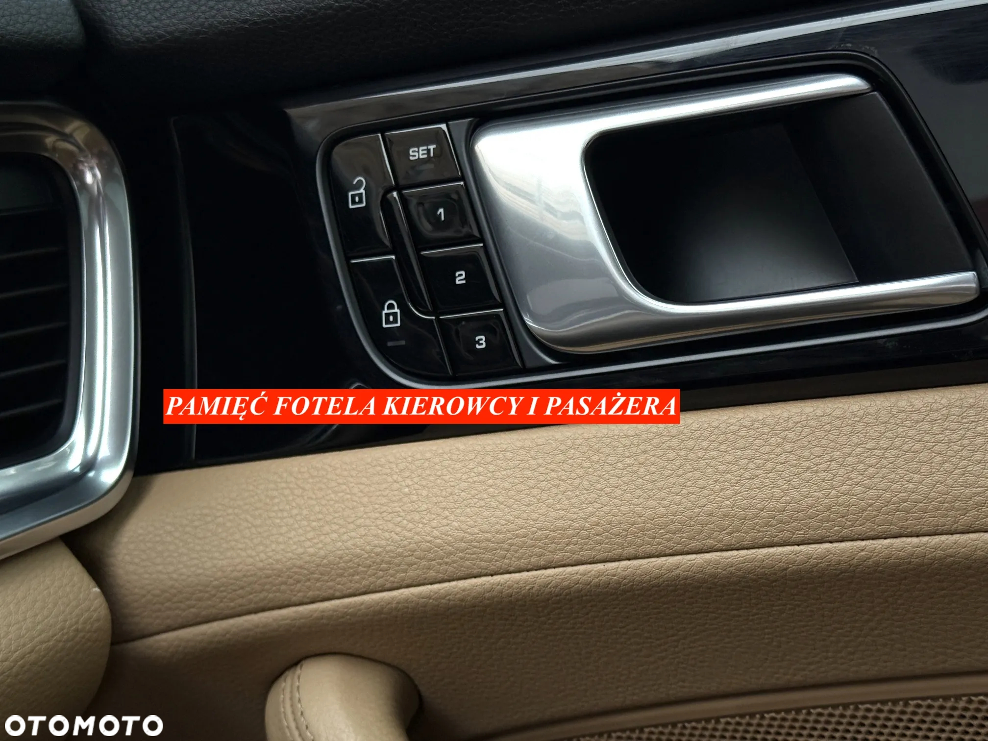 Porsche Panamera 4S Executive - 16
