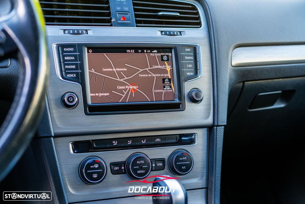 VW Golf 1.6 TDi Trendline DSG - 9