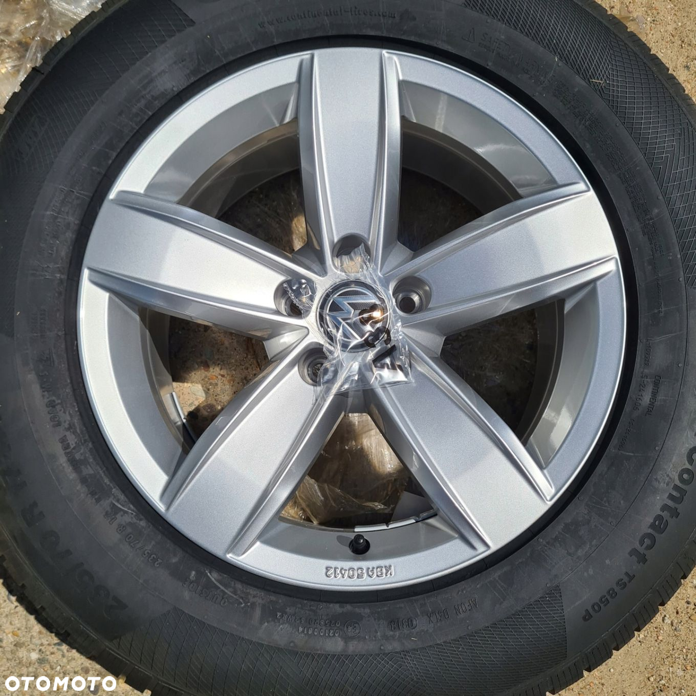 4szt. FELGI 17 CALI VW NOWE VW TOUAREG PASSAT TOURAN T-ROC GOLF SCIROCCO - 4