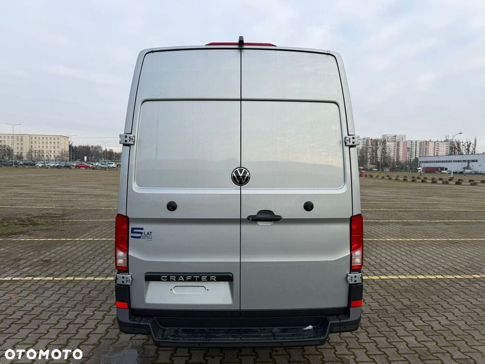 Volkswagen Crafter 35 2.0 TDI L4H3 4490 177KM AUTOMAT - 6