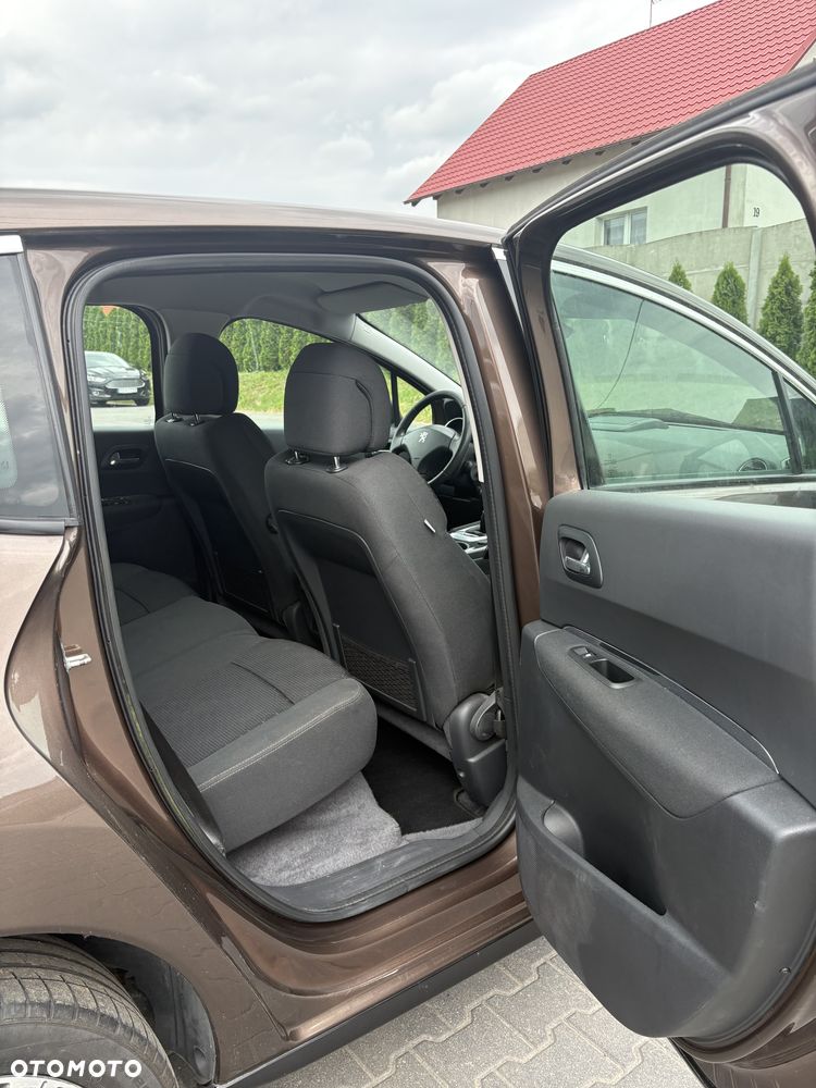 Peugeot 3008 - 11