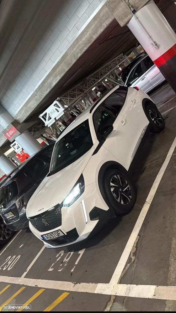 Peugeot 2008 1.5 BlueHDi Allure - 1