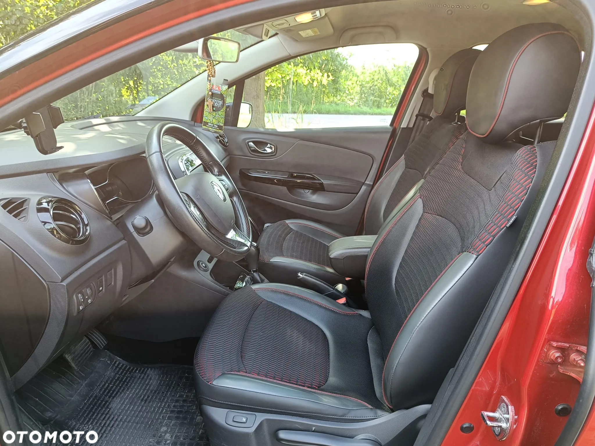 Renault Captur 1.2 TCe Intens EDC - 12