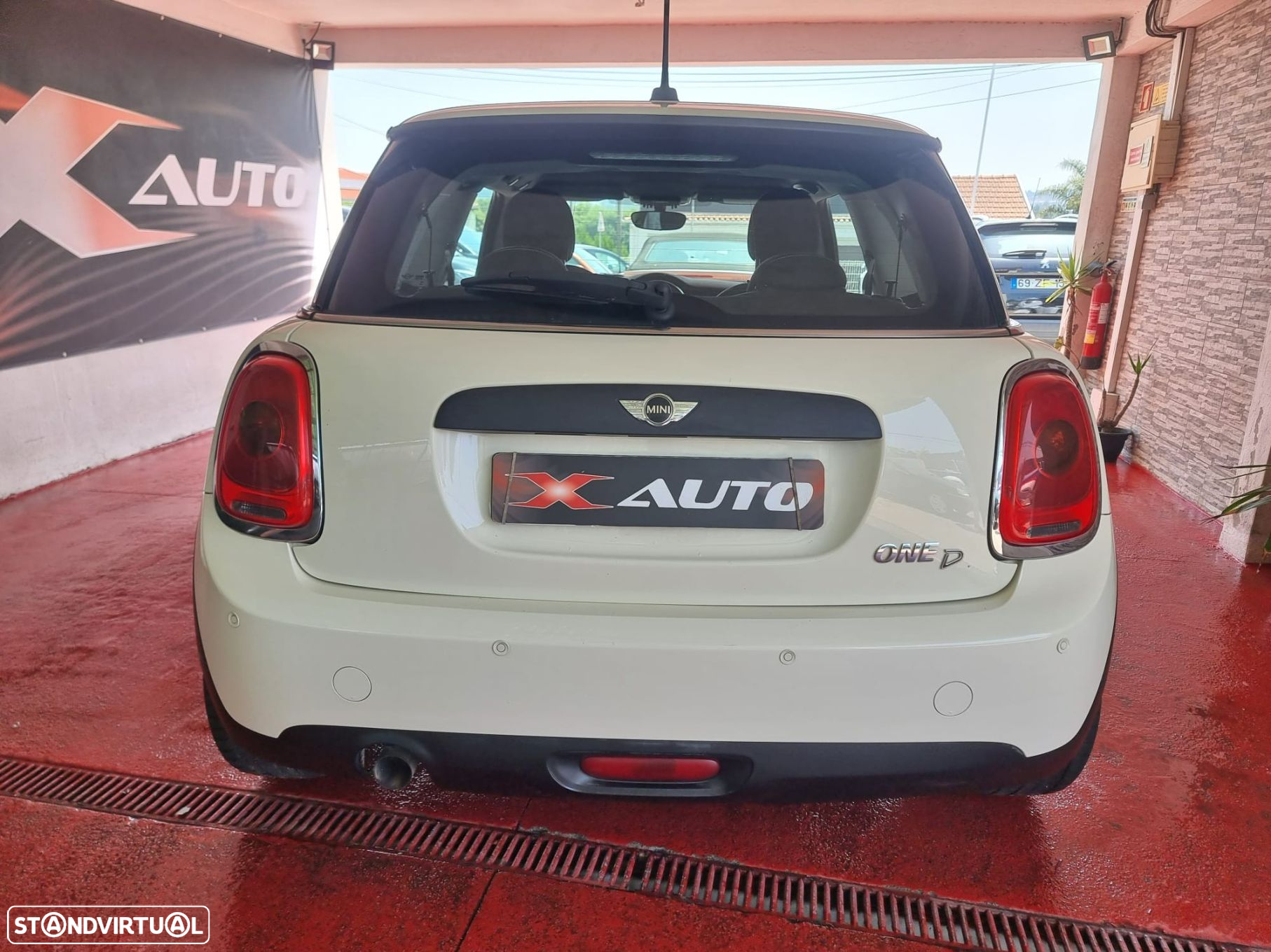 MINI 3 Portas One D - 5