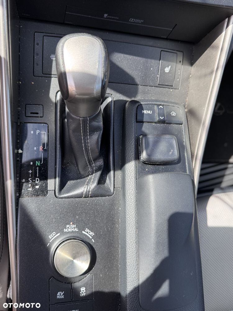 Lexus IS - 17