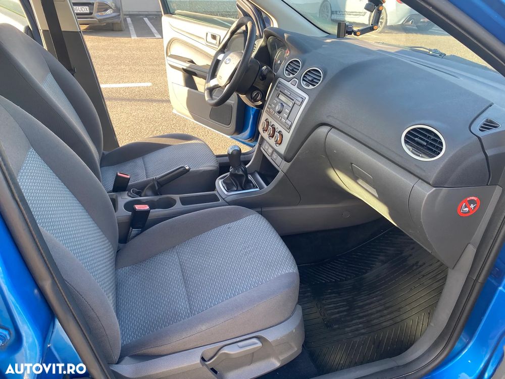 Ford Focus 1.6 TDCi Trend - 8