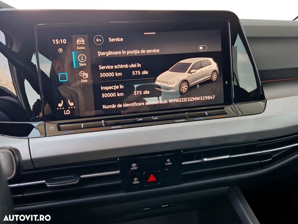 Volkswagen Golf 1.5 eTSI ACT DSG MHEV Life - 24