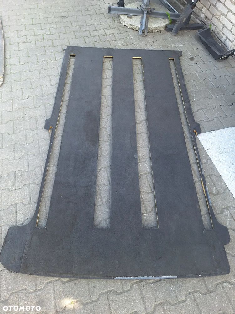 PODŁOGA WYKŁADZINA  TYŁ VW T5 MULTIVAN  2x DRZWI - 2