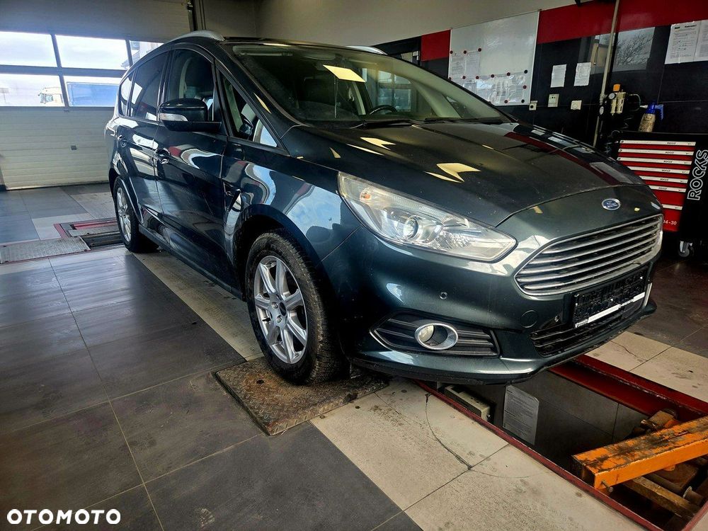 Ford S-Max 1.5 Eco Boost Start-Stopp Titanium - 35