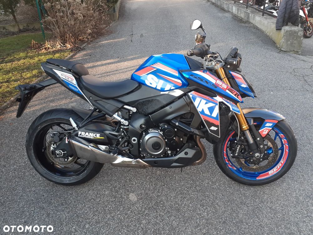 Suzuki GSX 1000 - 20