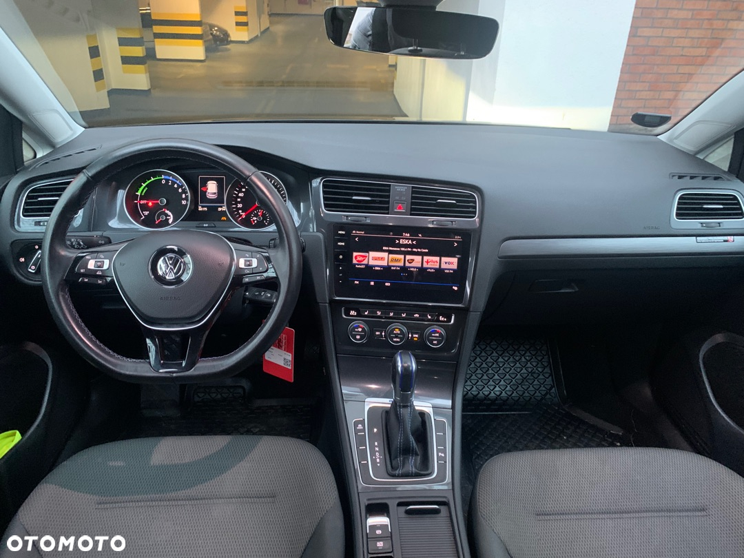 Volkswagen Golf e-Golf - 6