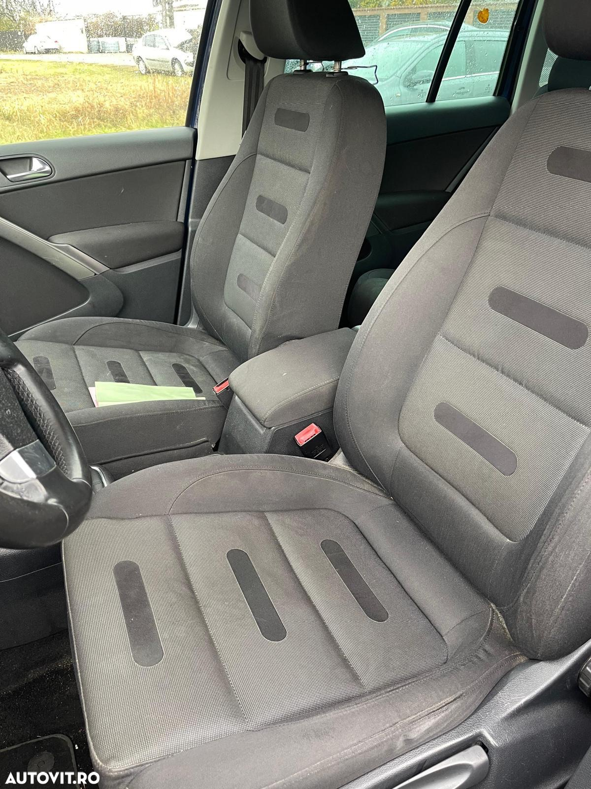 Volkswagen Tiguan - 4