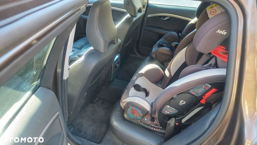 Volvo V70 D4 Momentum - 11