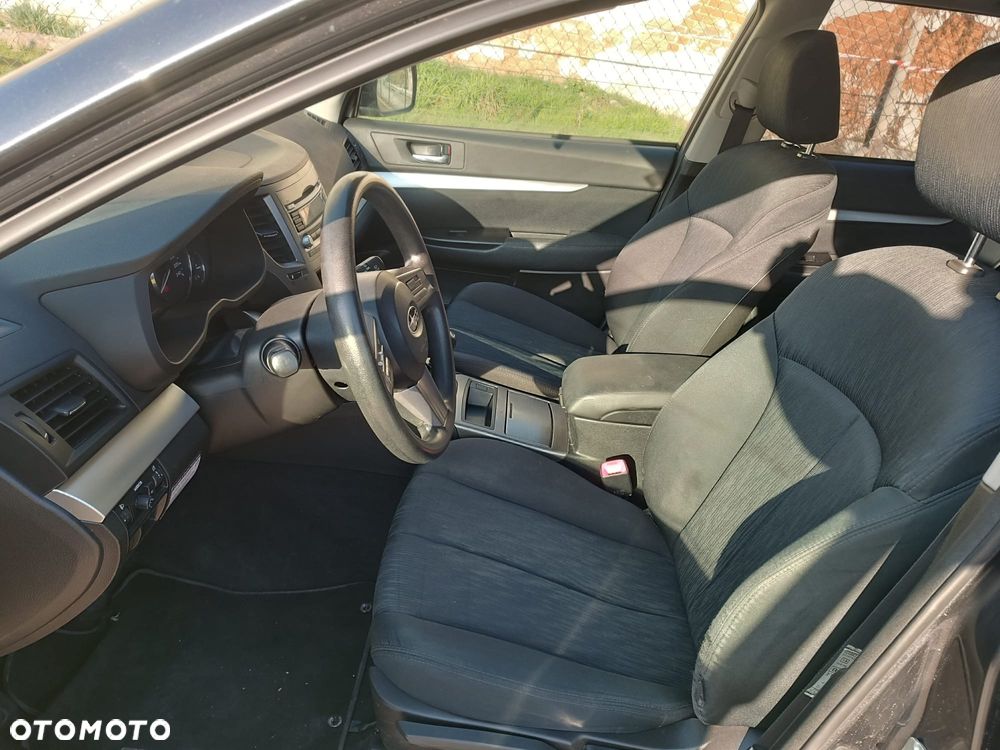 Subaru Legacy 2.0R Active - 21