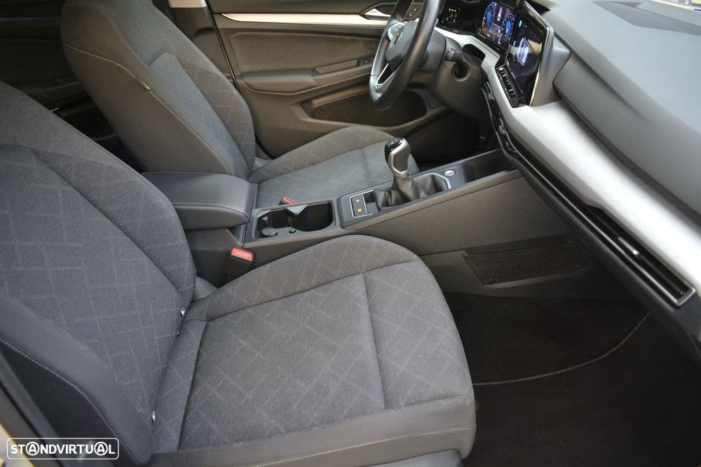 VW Golf 1.0 TSI Life - 20