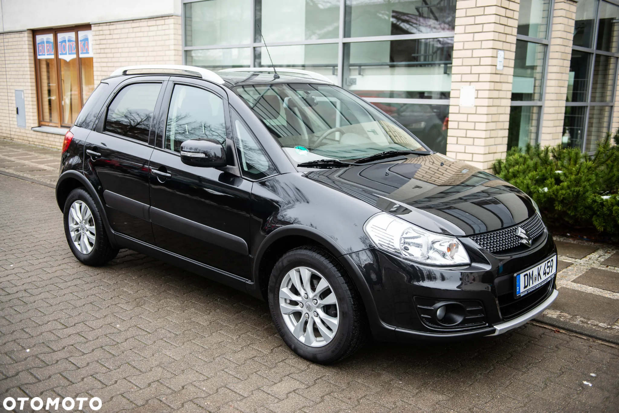 Suzuki SX4 1.6 Premium - 11