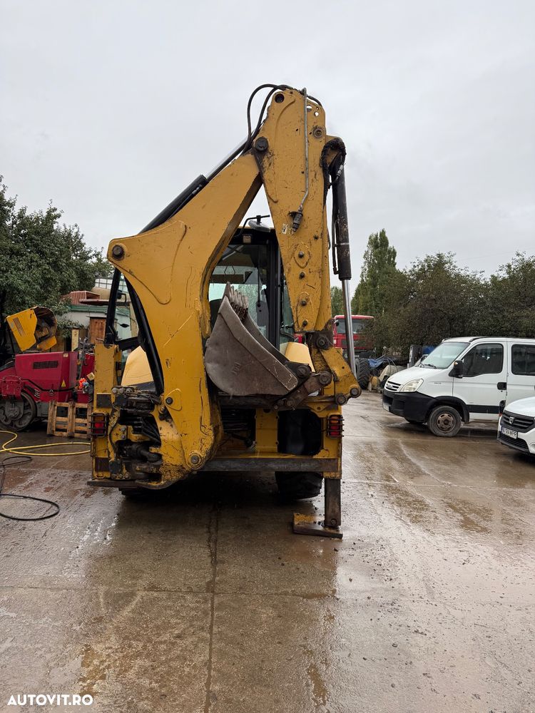 Caterpillar 428F2 - 5