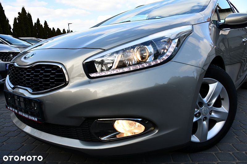 Kia Ceed 1.6 GDI Platinum Edition - 33