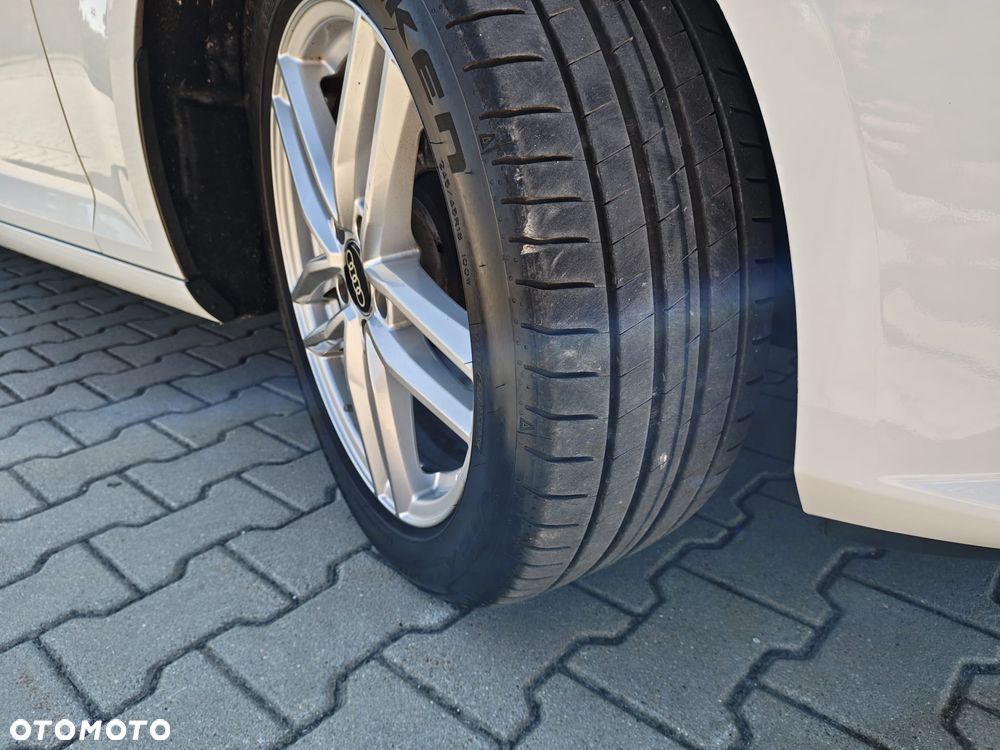 Audi A4 Avant 2.0 TDI S tronic - 34