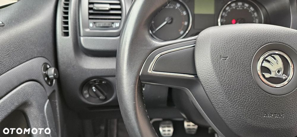 Skoda Roomster 1.2 TSI Scout PLUS EDITION - 23