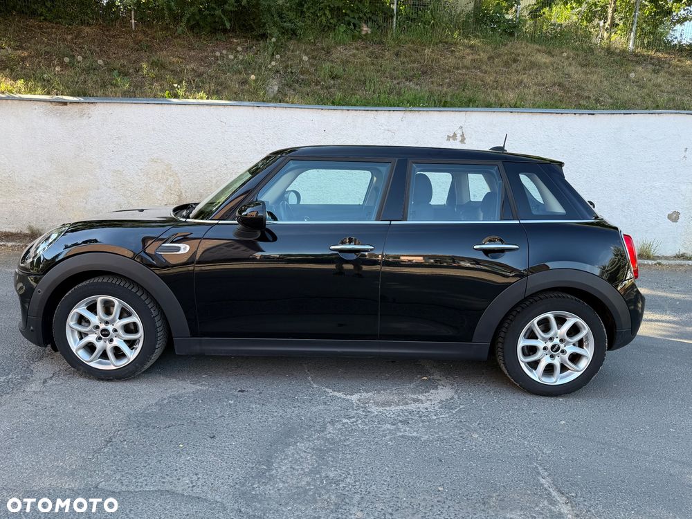 MINI ONE Classic Trim - 16