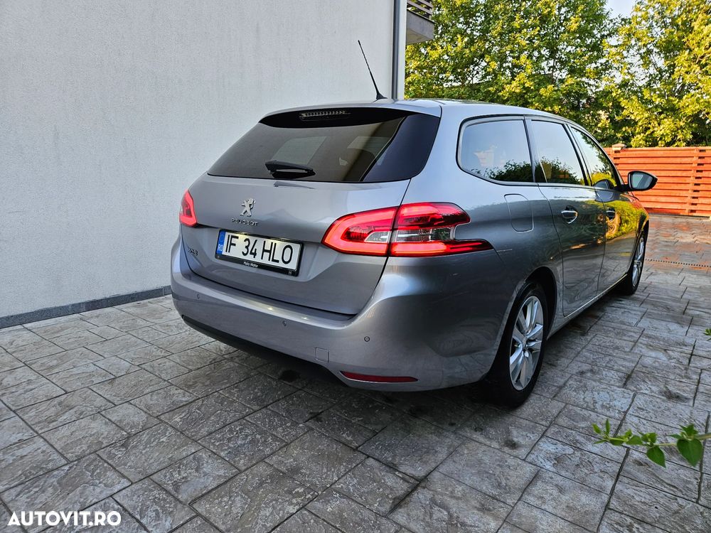 Peugeot 308 2018 photo 4