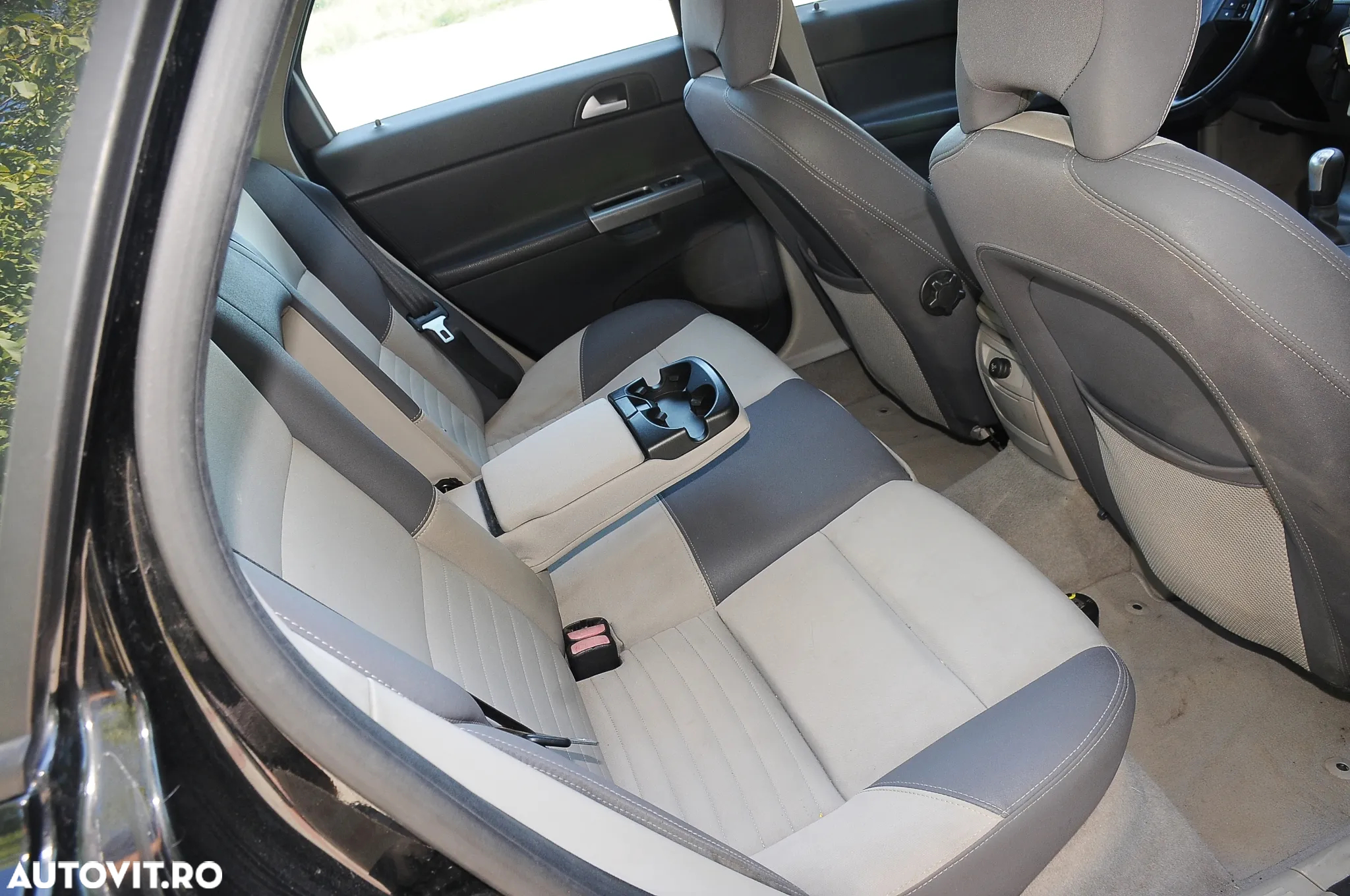 Volvo S40 1.8 Kinetic - 8