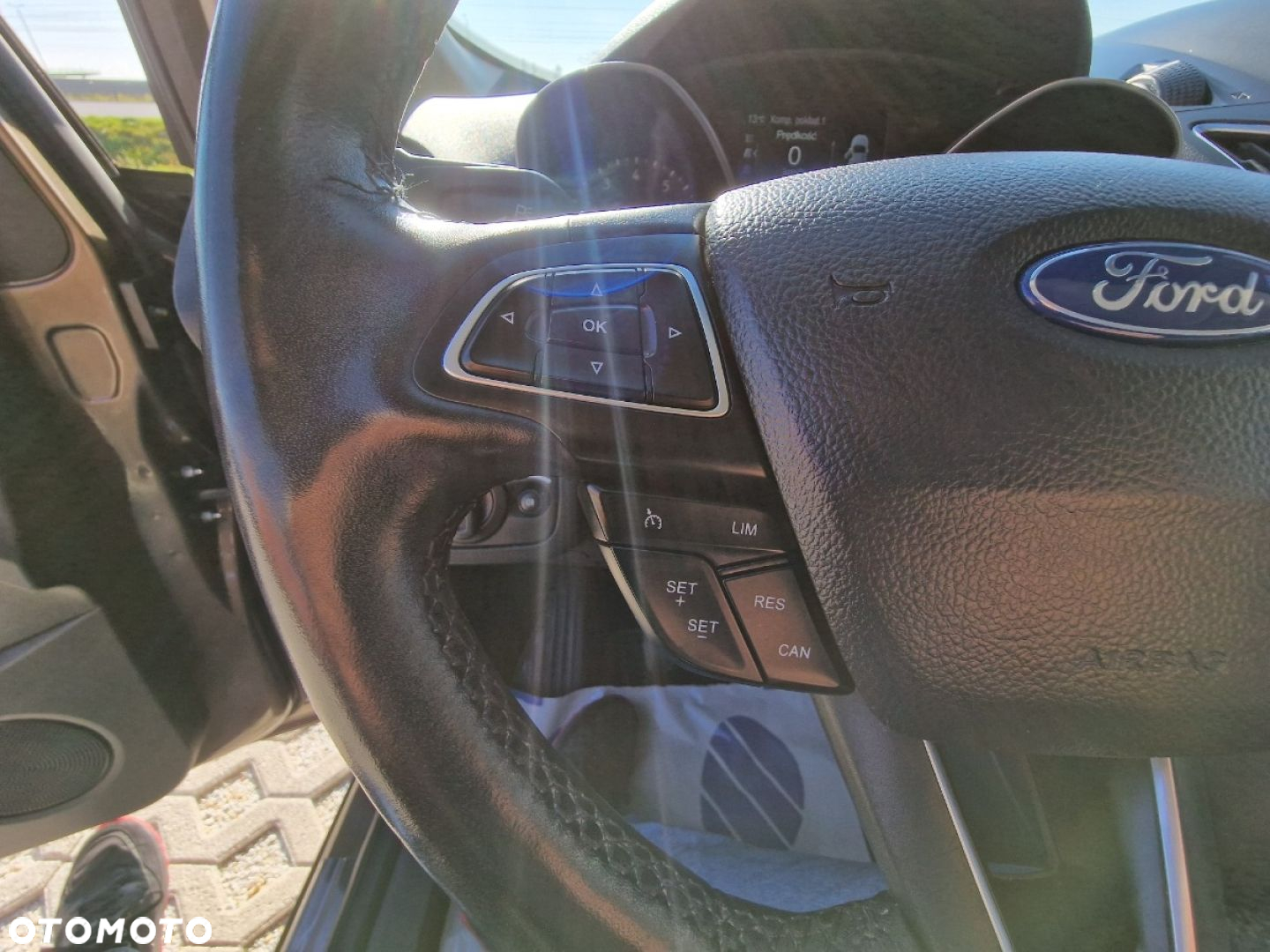 Ford C-MAX - 16
