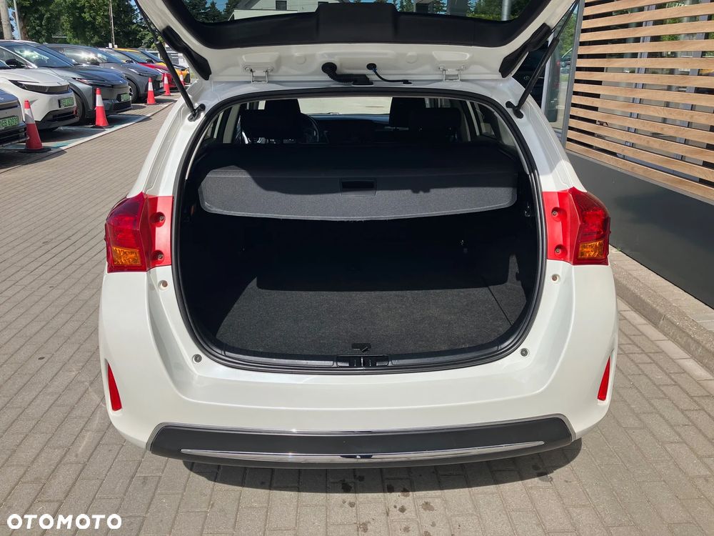 Toyota Auris - 7