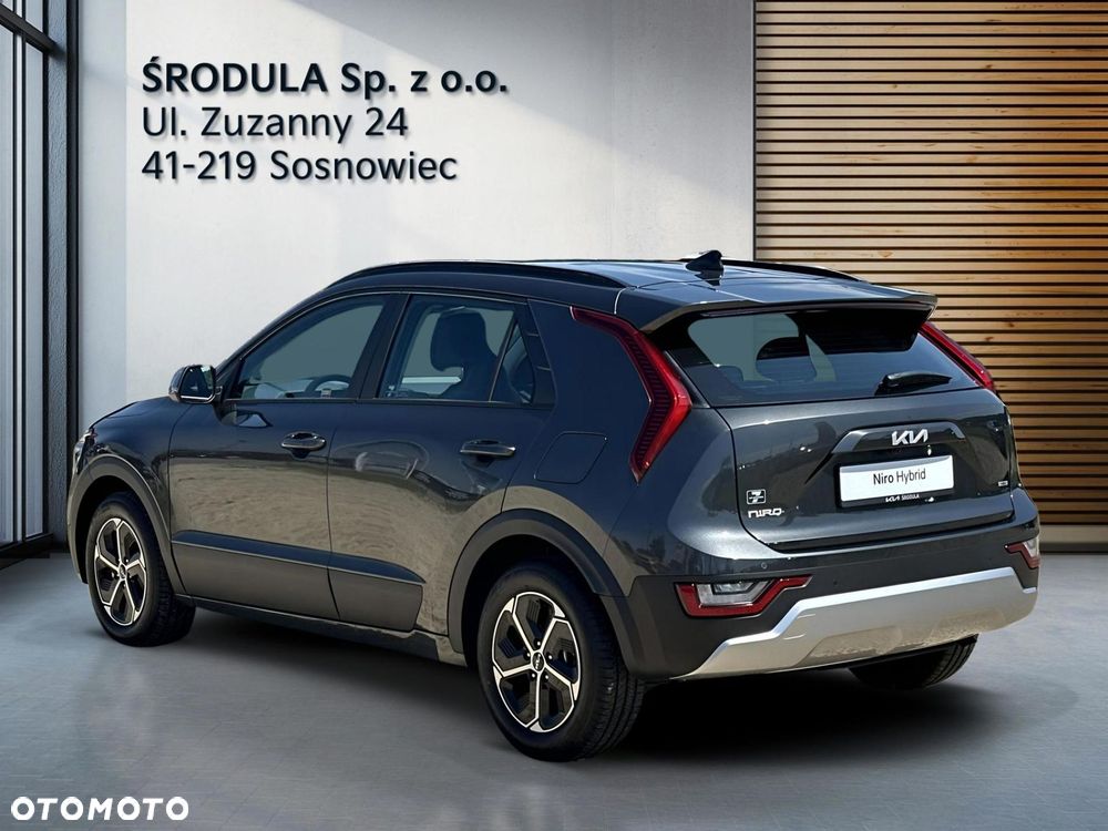 Kia Niro 1.6 GDI Hybrid M - 3