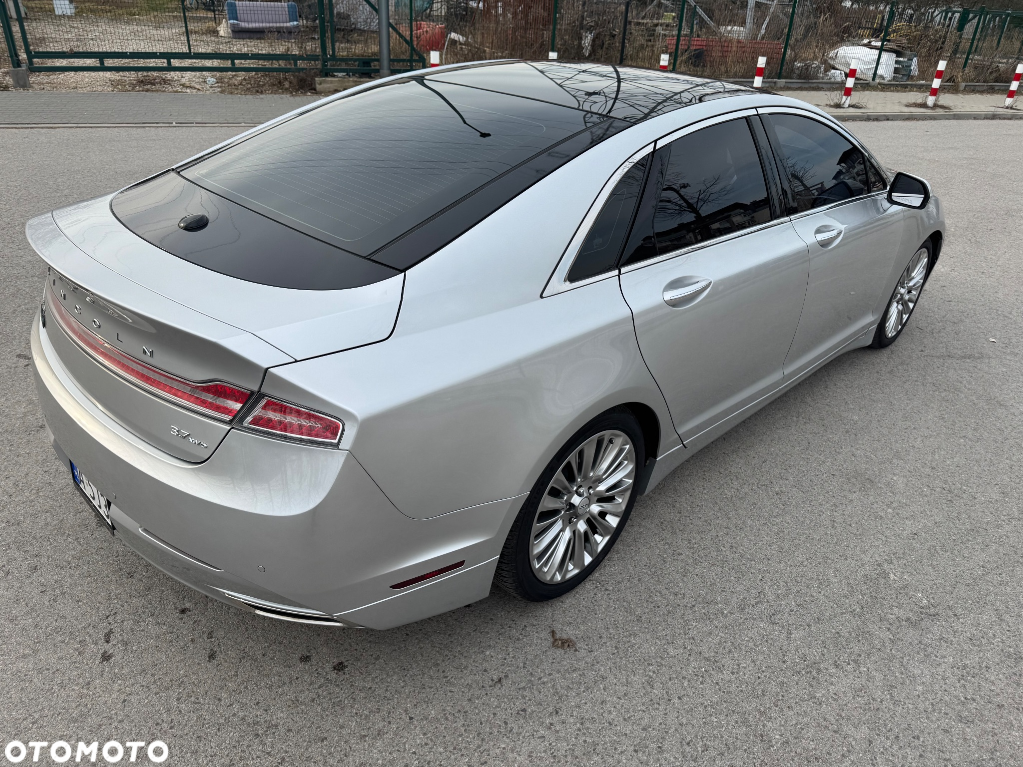 Lincoln MKZ - 26