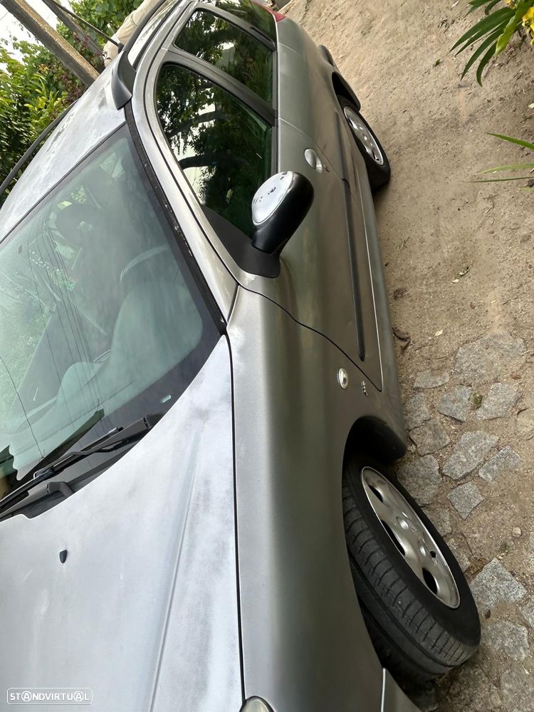 Peugeot 206 SW 1.4 - 10