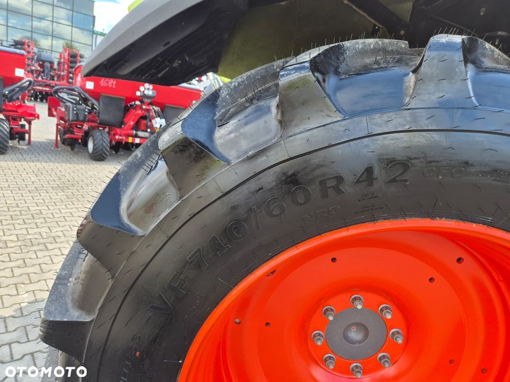 Claas Axion 800 CIS - 13