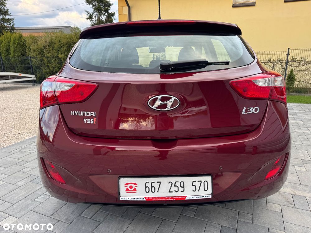 Hyundai i30 blue 1.6 CRDi YES Silver - 9
