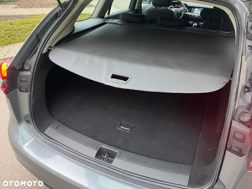 Opel Insignia - 19