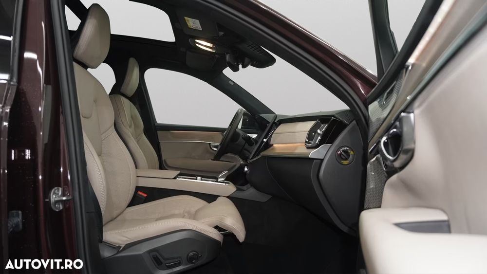 Volvo XC 90 T8 AWD Ultra Bright - 13
