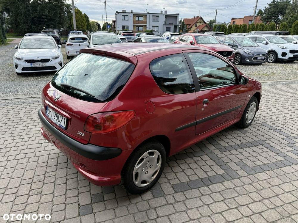 Peugeot 206 1.1 XR - 6