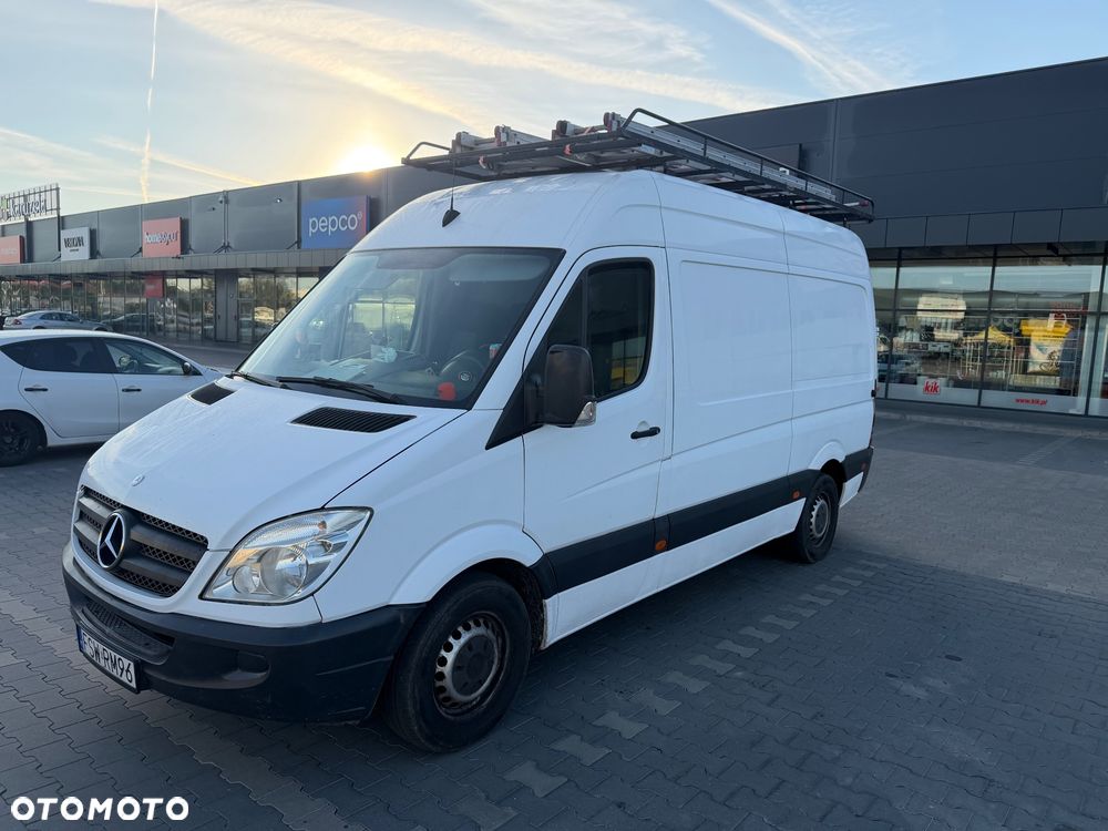 Mercedes-Benz Sprinter - 4