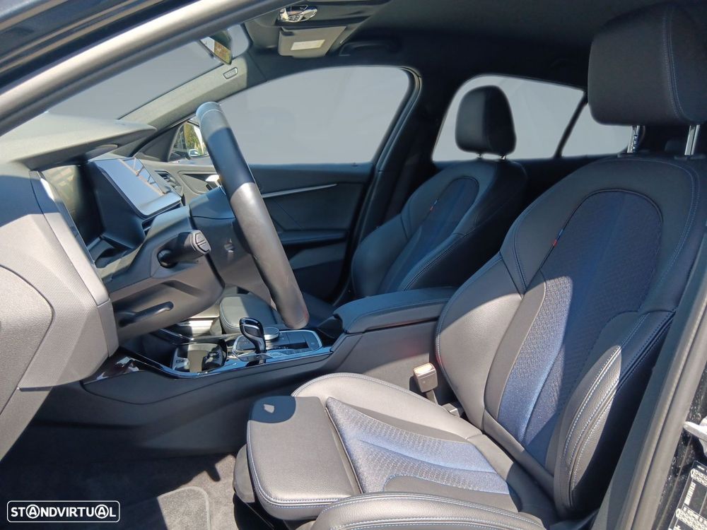 BMW 116 d Pack Desportivo M Auto - 11